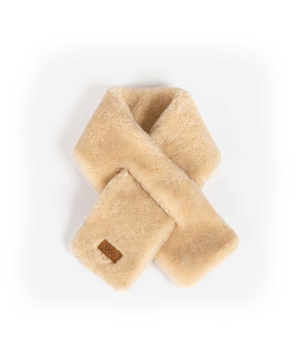 Fluffy Wool UGG Scarf Main image