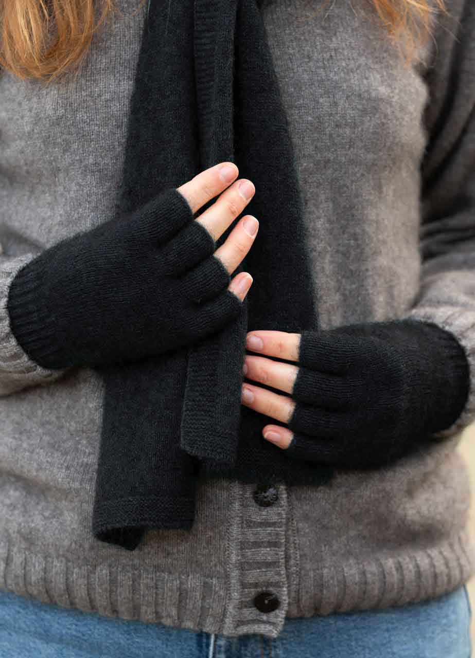 Merino Possum Fingerless Gloves Main image
