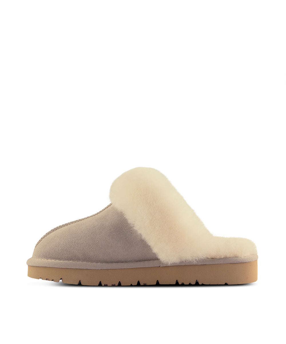 Women's UGG Fuzzy Slipper