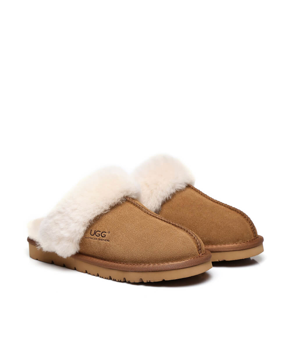 Women’s UGG Fuzzy Slipper Secondary image